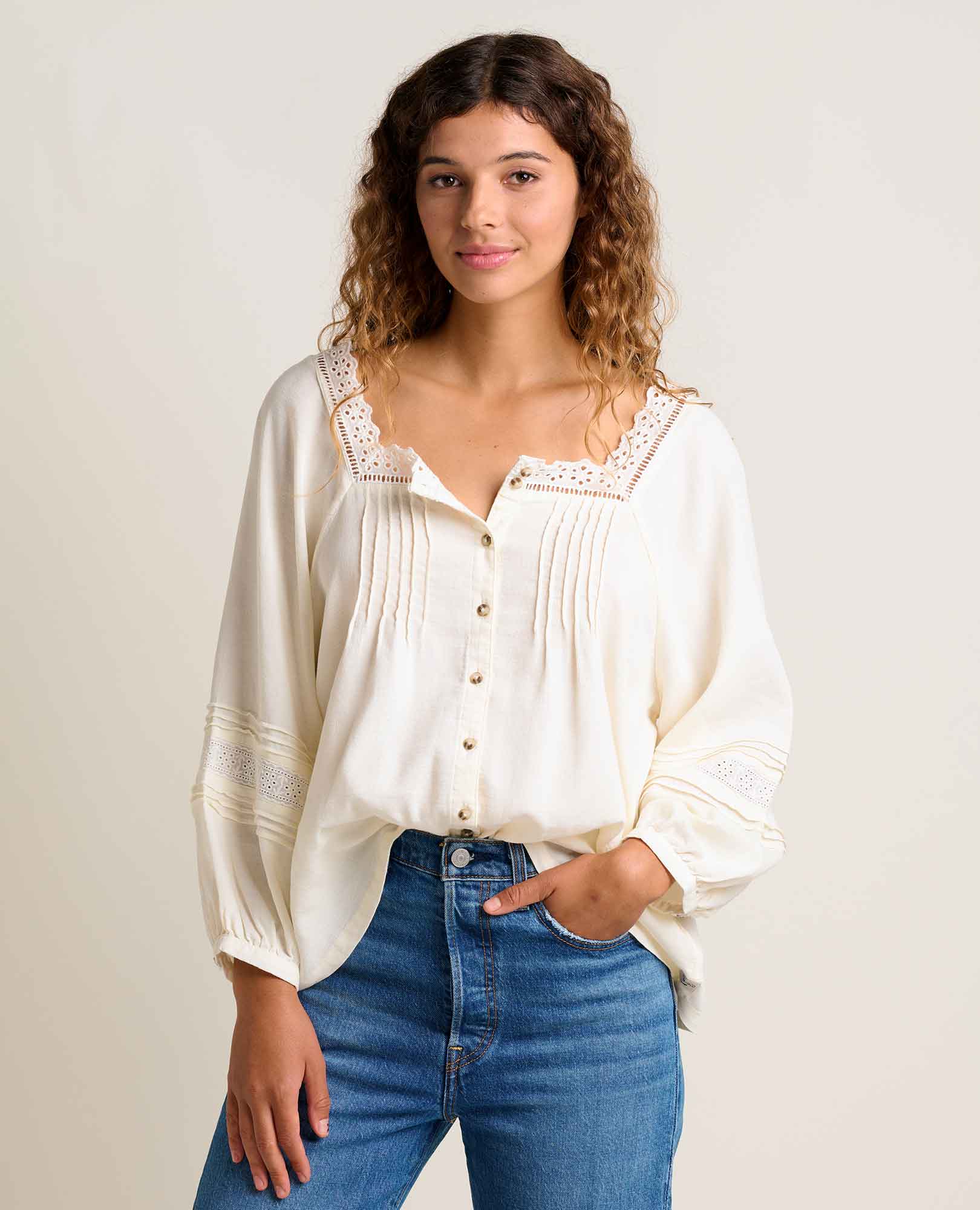 Toad & Co Manzana Peasant Long-Sleeve Women's Shirt Egret / M Toad & Co Manzana Peasant Long-Sleeve Women's Shirt Egret / M