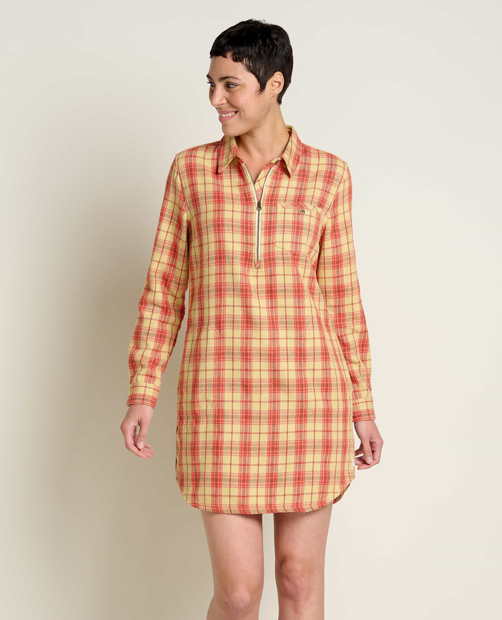 Toad & Co Women's Bodie 1/4 Zip LS Dress - Small - Winterberry Toad & Co Women's Bodie 1/4 Zip LS Dress - Small - Winterberry