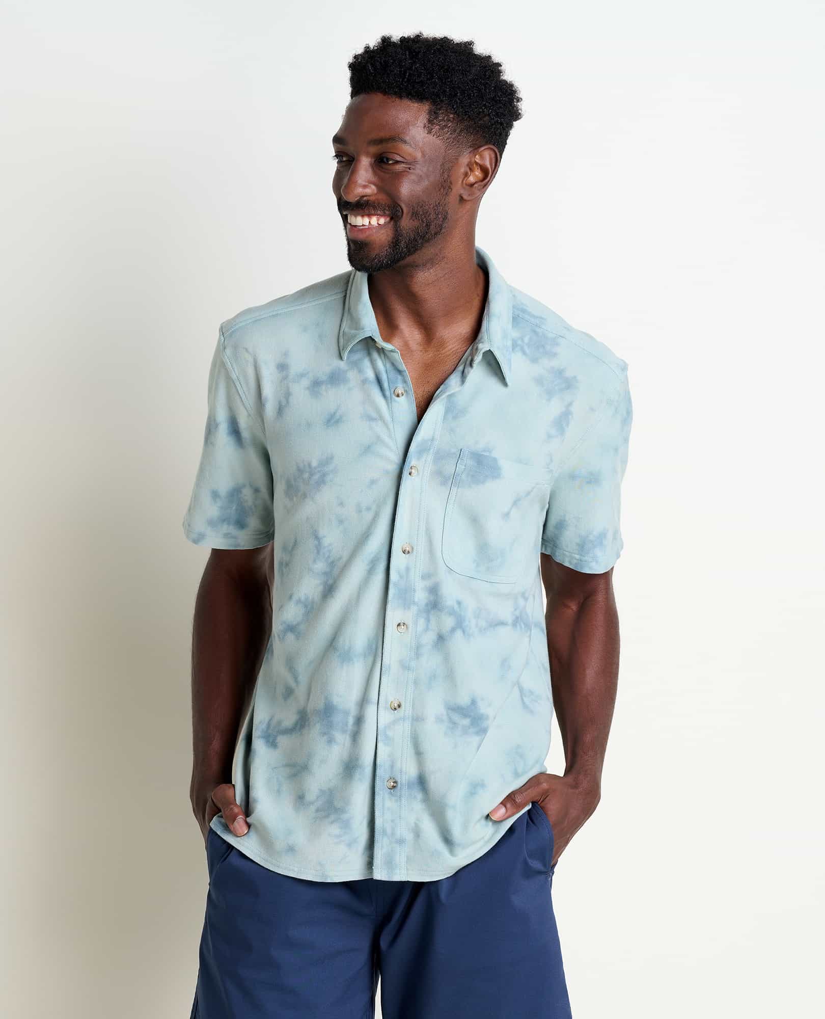 Toad & Co Men's Yerba Short Sleeve Shirt Mineral Tie Dye / Large Toad & Co Men's Yerba Short Sleeve Shirt Mineral Tie Dye / Large