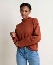 msg:Diamond is 5'9" and is wearing a size small.