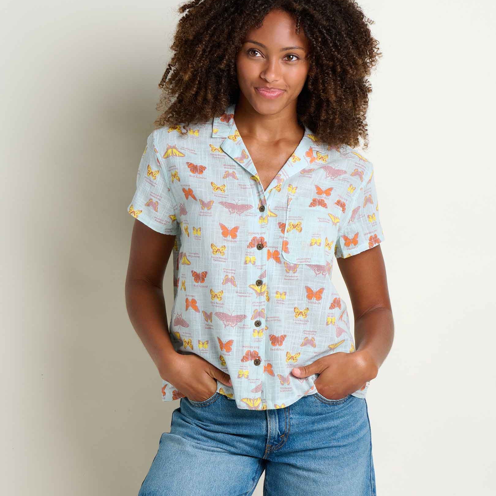 msg:Haylie is 5'8" and is wearing a size small.