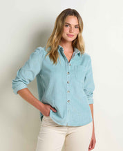 msg:Savanna is 5'9 ½" and is wearing a size small.