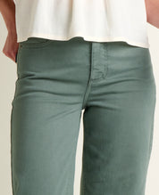 Women's Tamarack Straight Jean