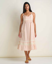 msg:Araya is 5'9" and is wearing a size small.