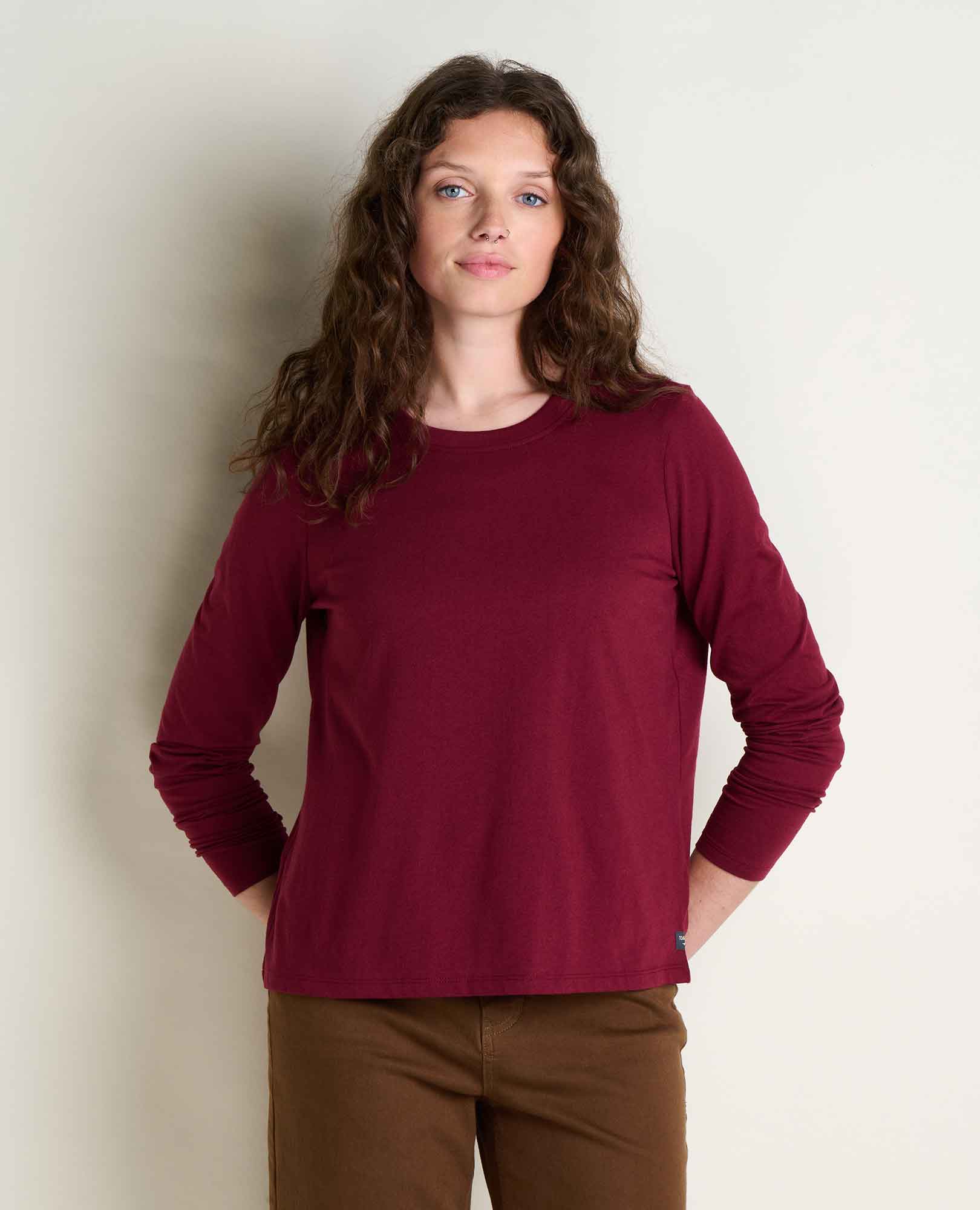 msg:Chloe is 5'10" and is wearing a size small.