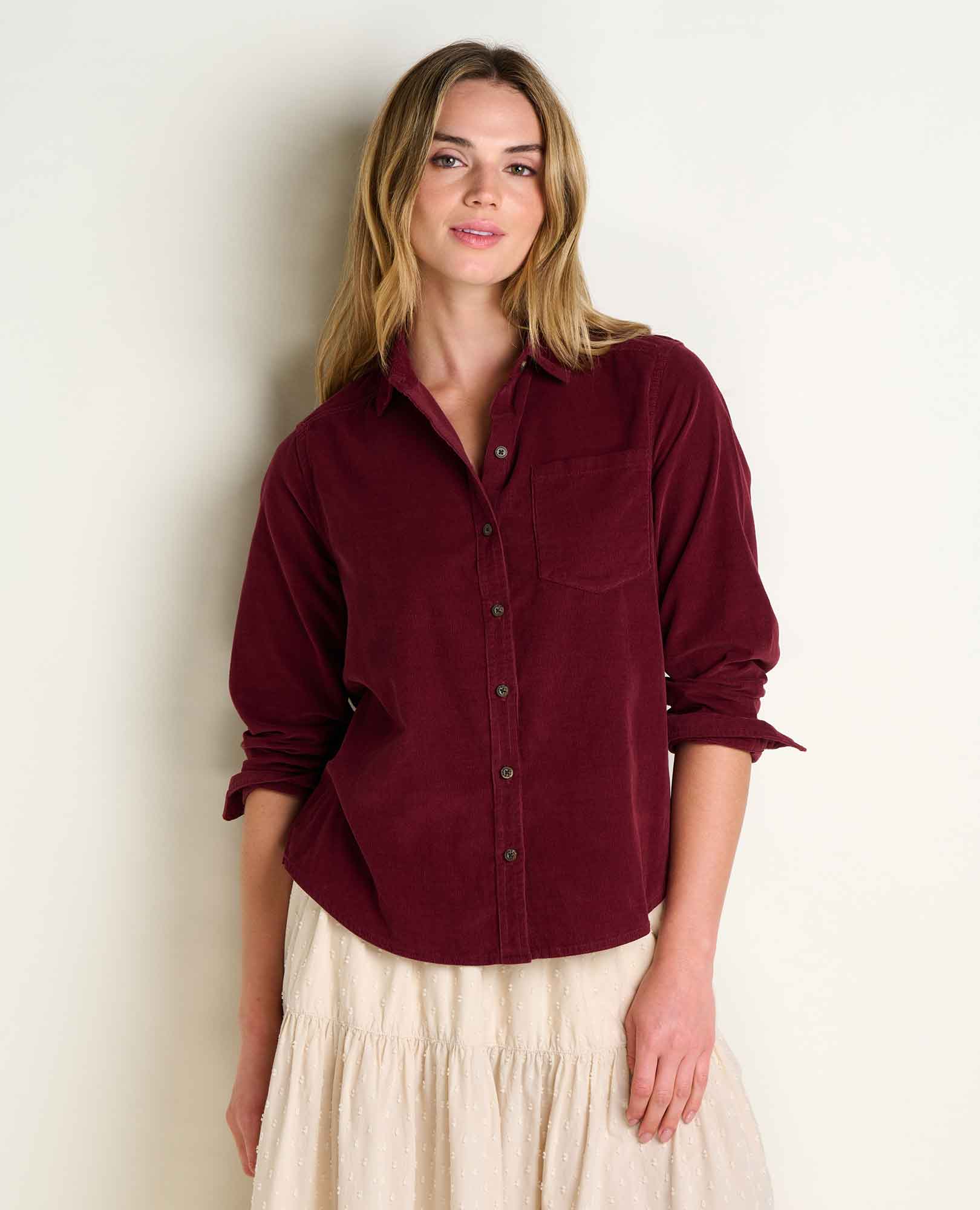 msg:Savanna is 5'9 ½" and is wearing a size small.