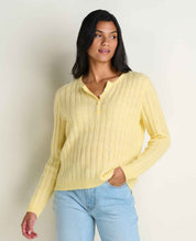 msg:Araya is 5'9 1/2" and is wearing a size small.