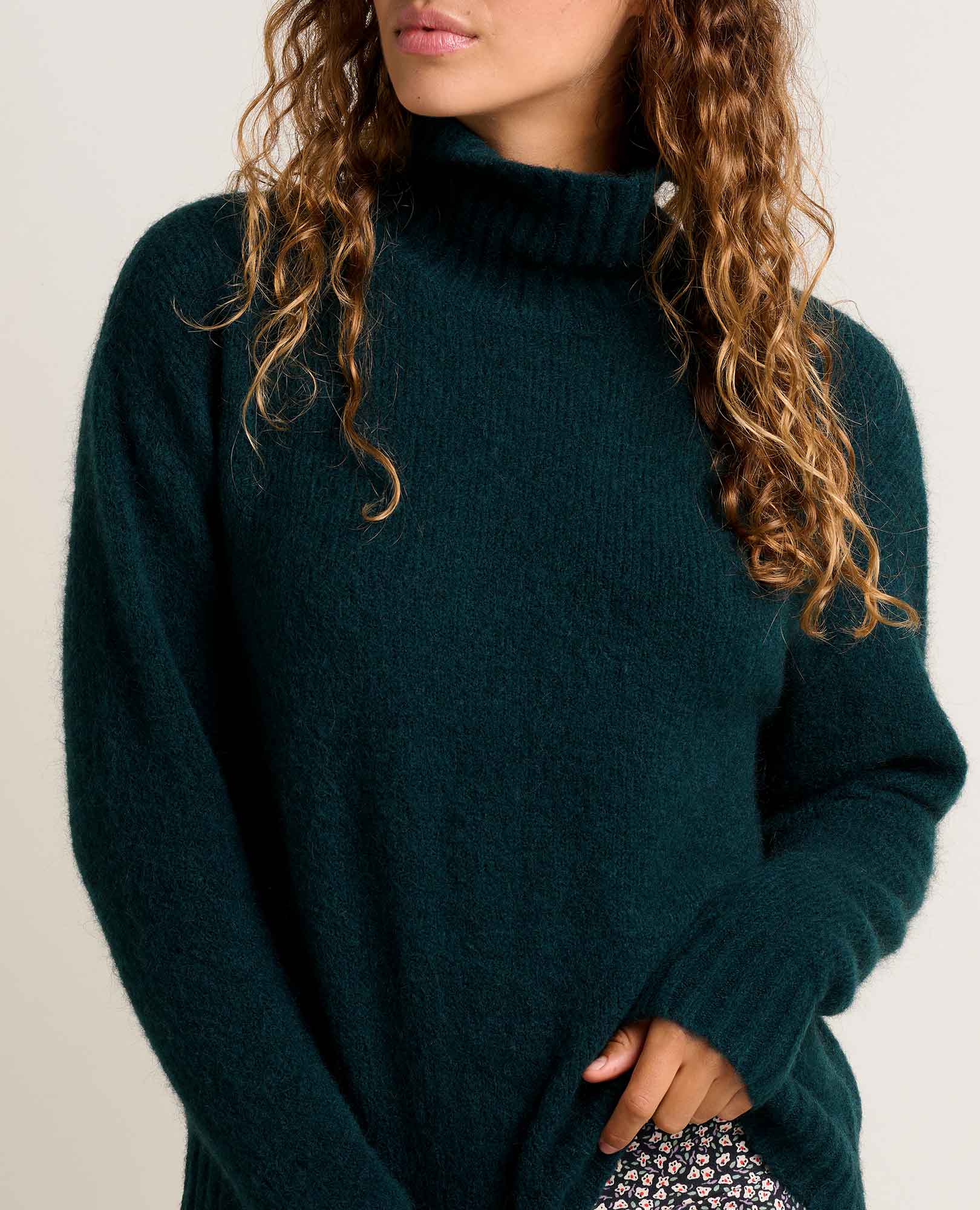 Toddy T-Neck Sweater