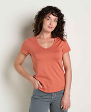 msg:Rayana is 5'9" and is wearing a size small.