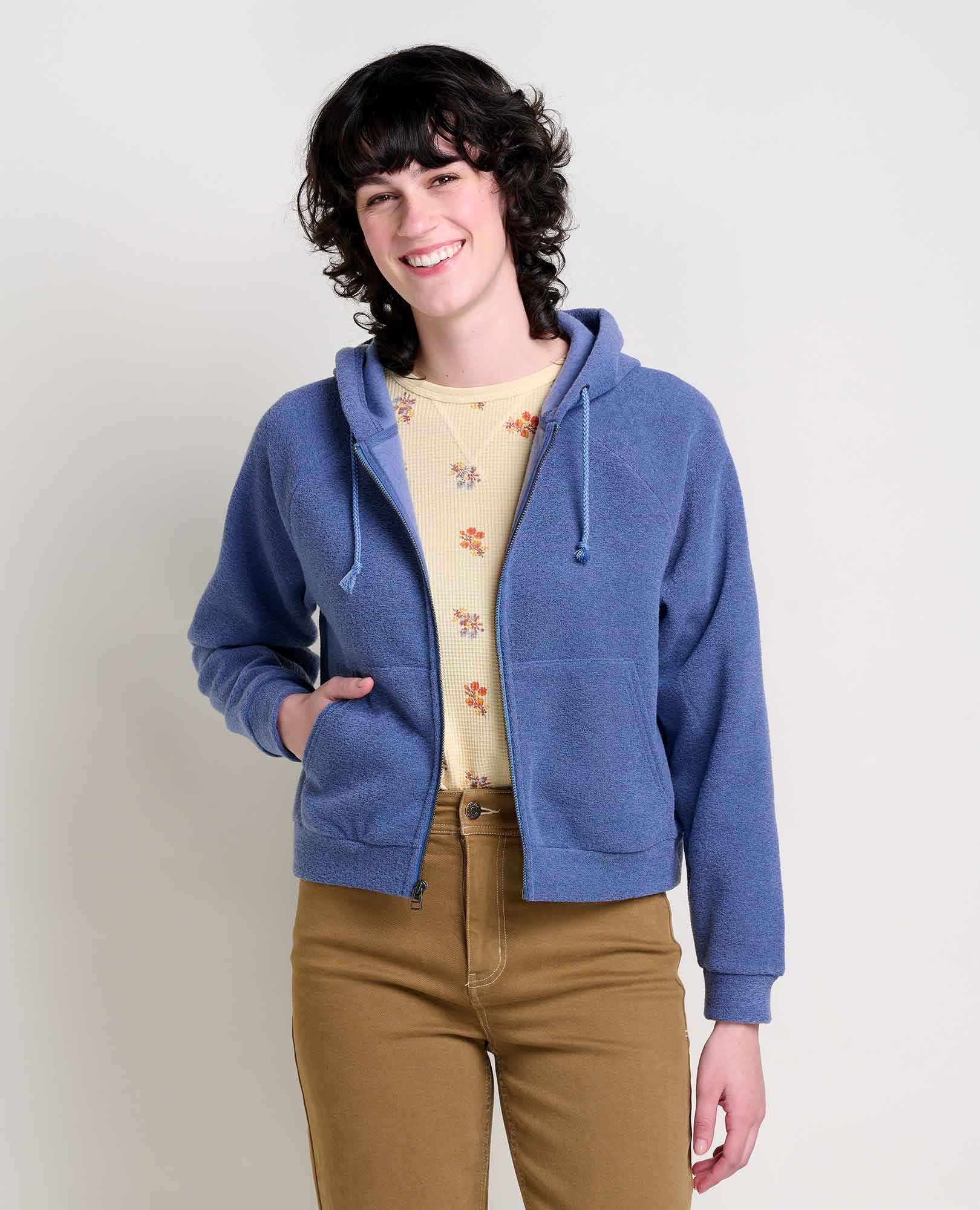 msg: Kendall is 5'10" and is wearing a size Small