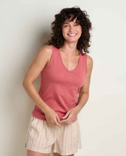 msg:Rayana is 5'9" and is wearing a size small.