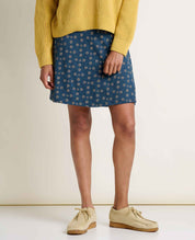 msg:Diamond is 5'9" and is wearing a size small.