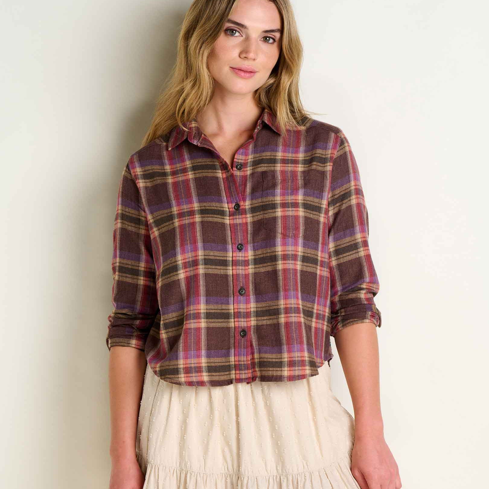 msg:Savanna is 5'9 ½" and is wearing a size small.