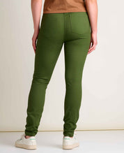 Earthworks 5 Pocket Skinny Pant