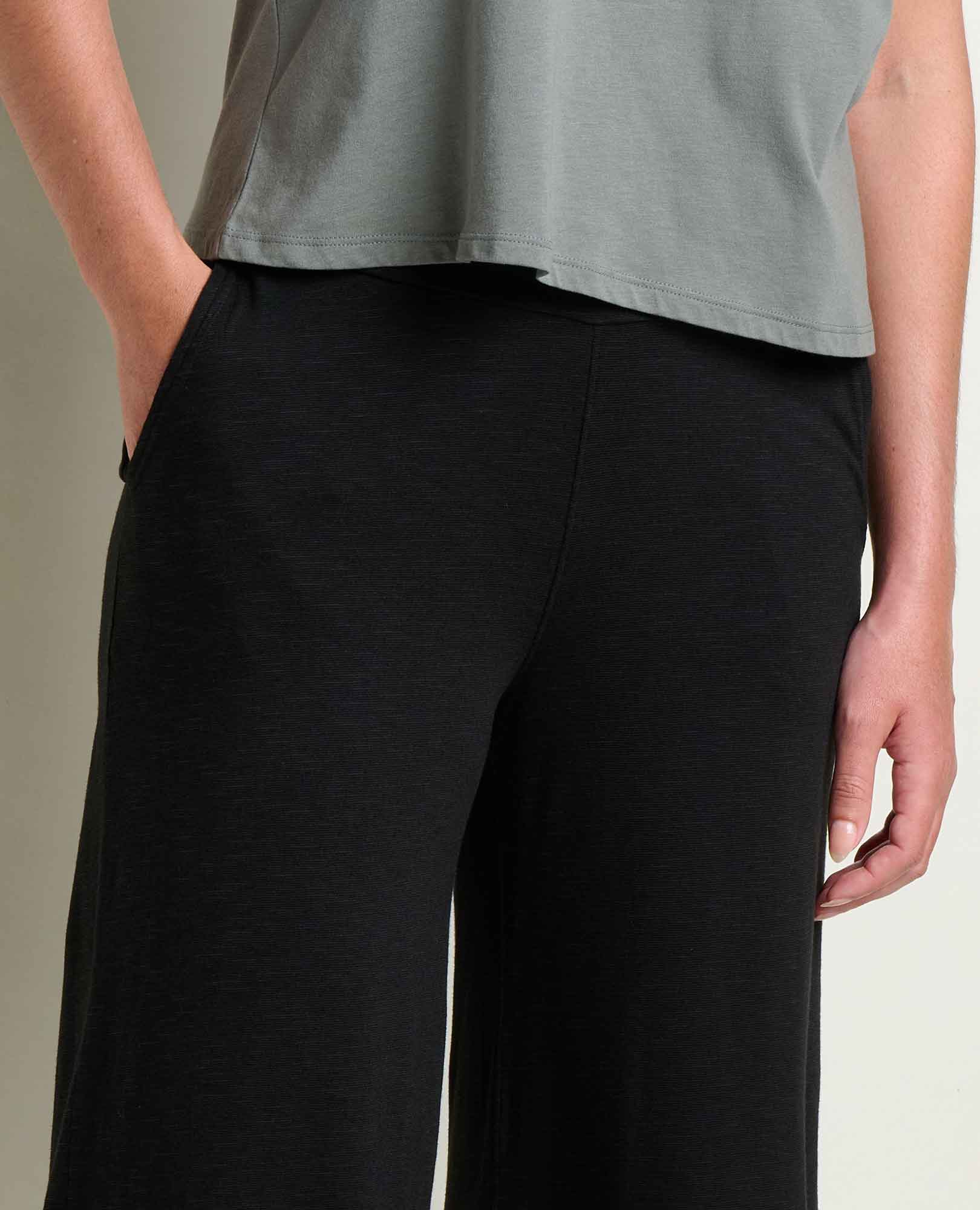 Chaka Wide Leg Crop Pant