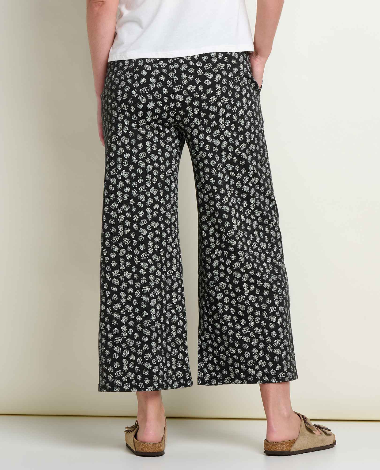Chaka Wide Leg Crop Pant