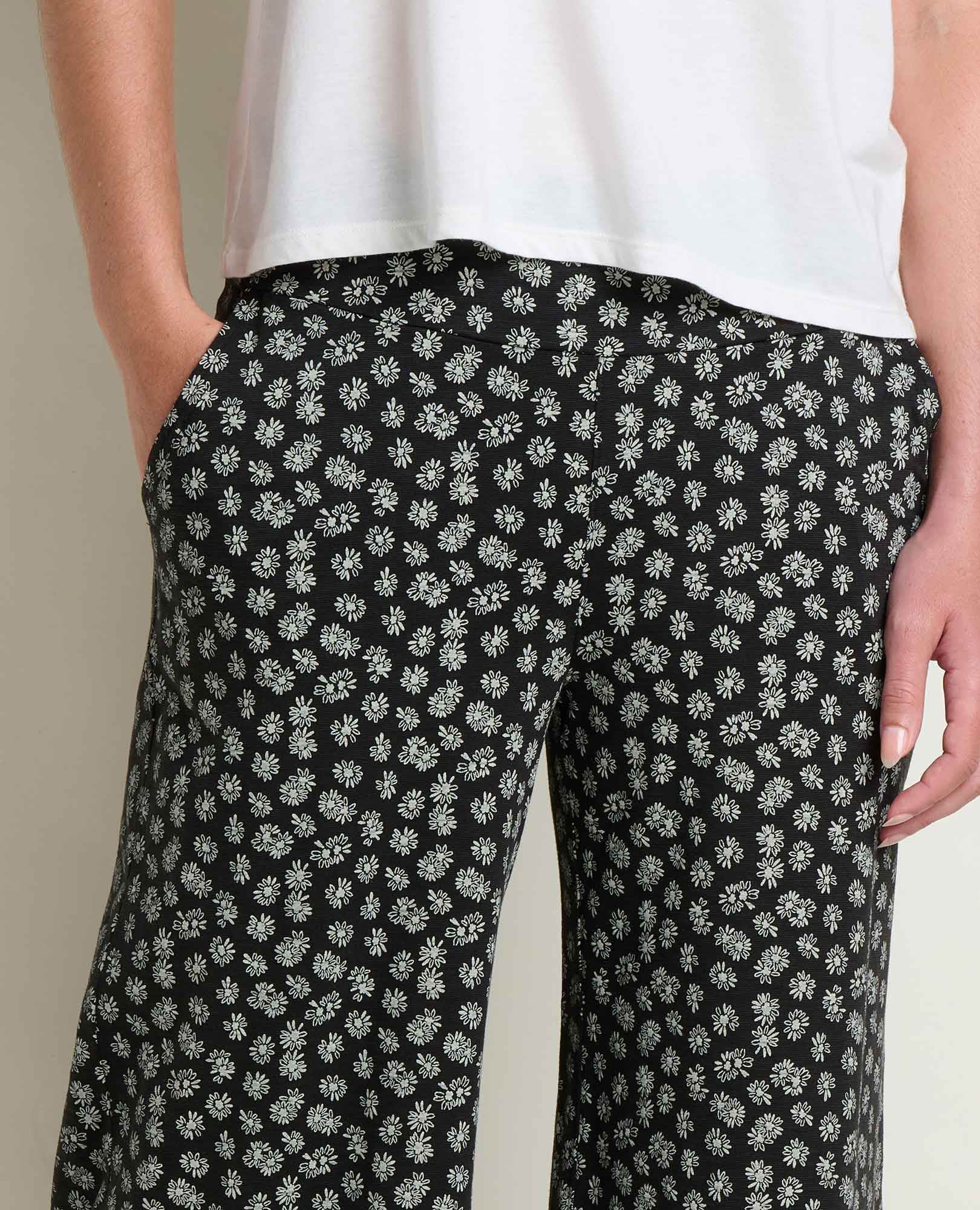Chaka Wide Leg Crop Pant