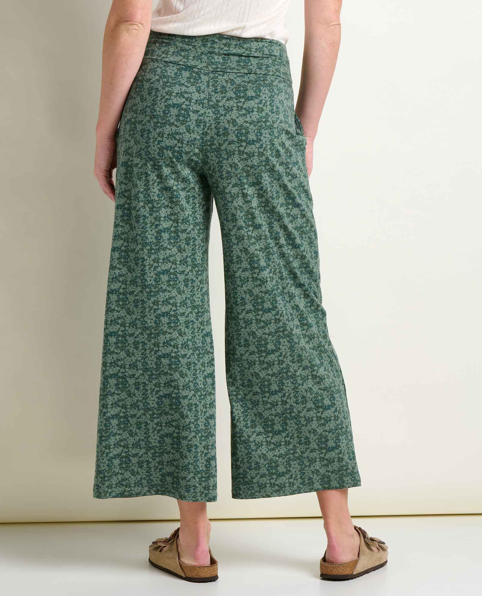 Chaka Wide Leg Crop Pant