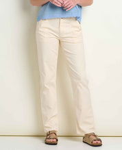 msg:Kristen is 5'8 1/2" and is wearing a size 6.