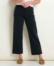 msg:Kristen is 5'8 1/2" and is wearing a size 6.