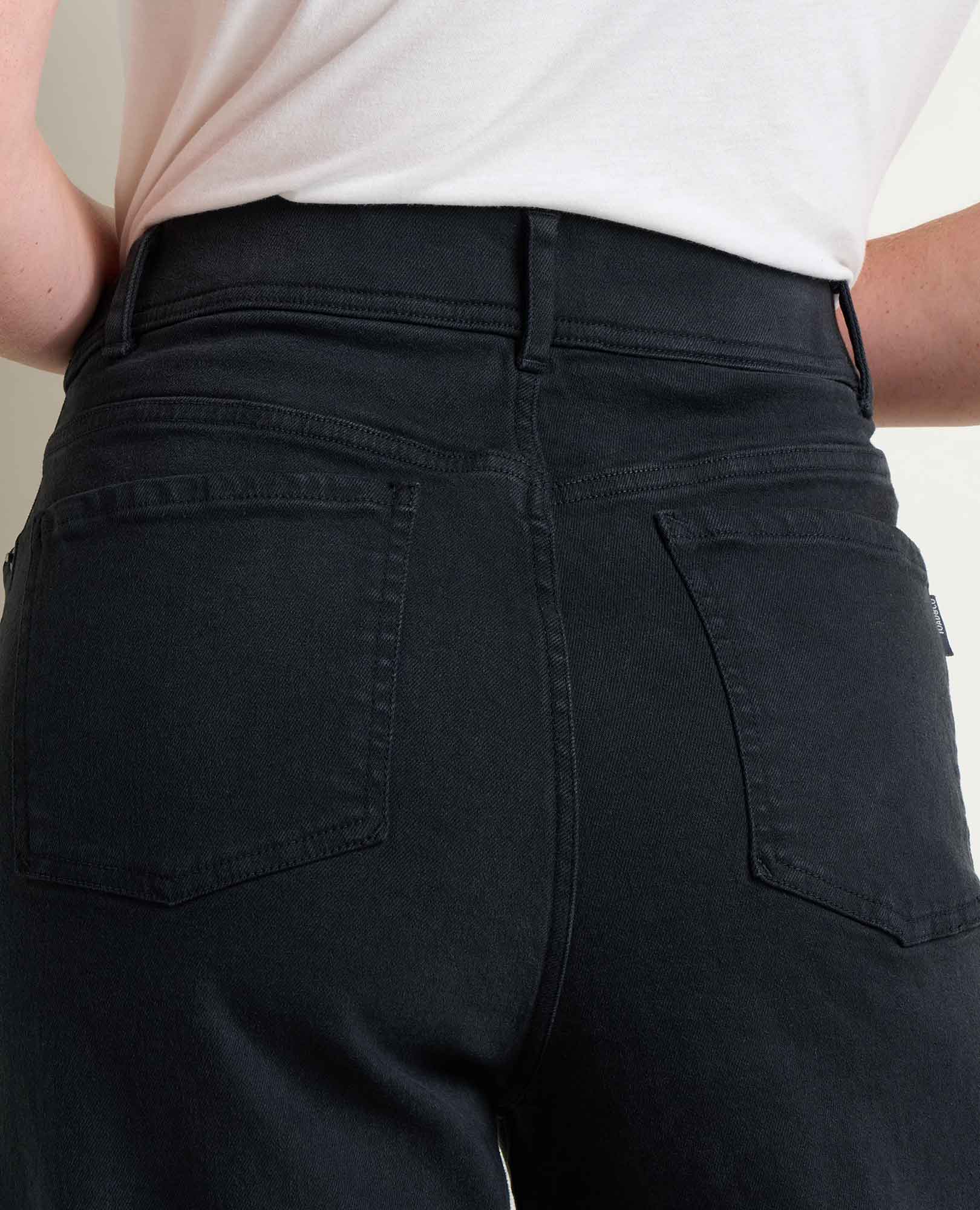 Women's Balsam Cutoff Jean