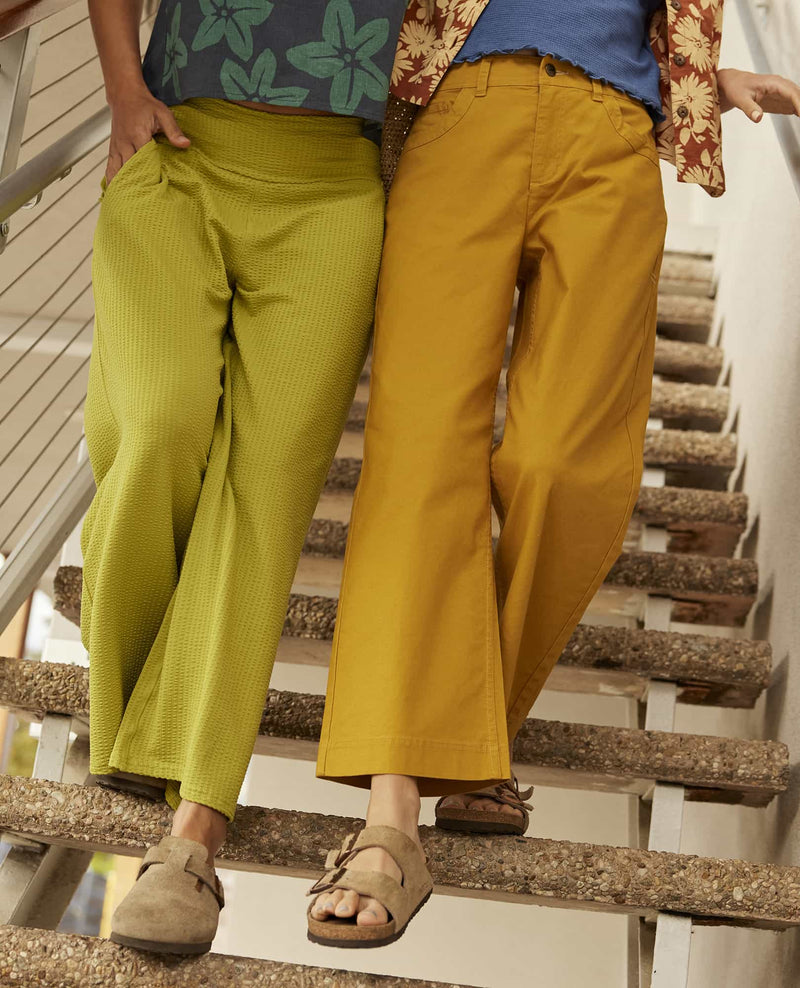 24,000+ Amazon Shoppers Say These Wide-Leg Pants Are Comfortable