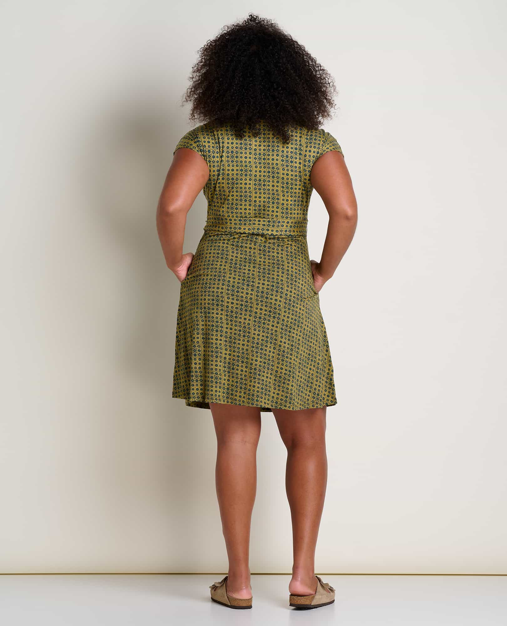 Toad&Co Cue Wrap Short-Sleeve Shirt Dress - Women's Green Moss Geo Print, XS Toad&Co Cue Wrap Short-Sleeve Shirt Dress - Women's Green Moss Geo Print, XS