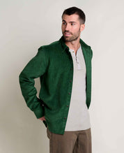 msg:Alessandro is 5'10 ½" and is wearing a size medium.