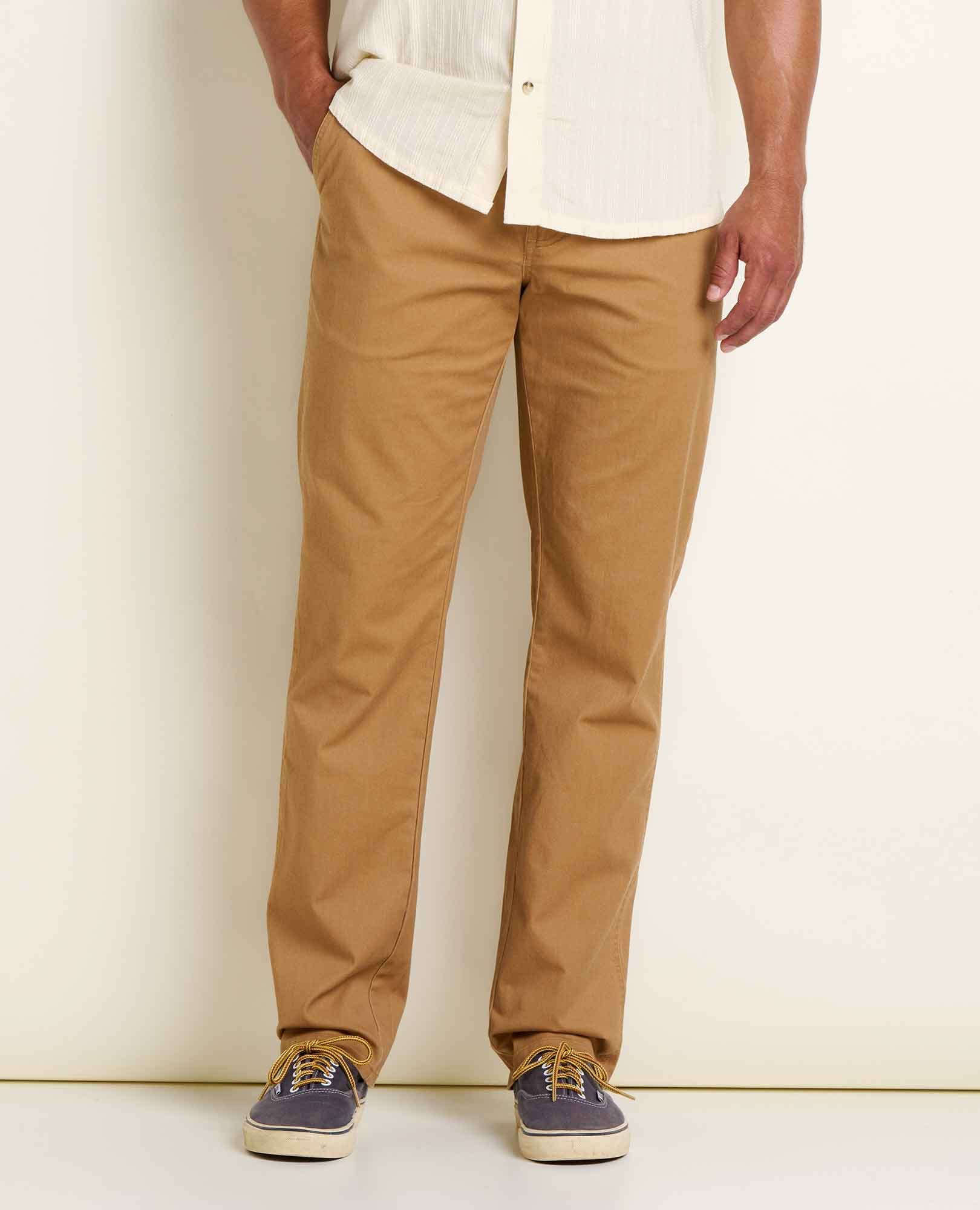 msg:Beau is 6'0" and is wearing a size 32.