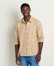 msg:Jamal is 6'2" and is wearing a size medium.