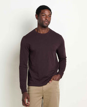 msg:Jamal is 6'2" and is wearing a size medium.