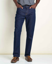 msg:Jamal is 6'2" and is wearing a size 32.