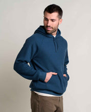 msg:Alessandro is 5'10 ½" and is wearing a size medium.