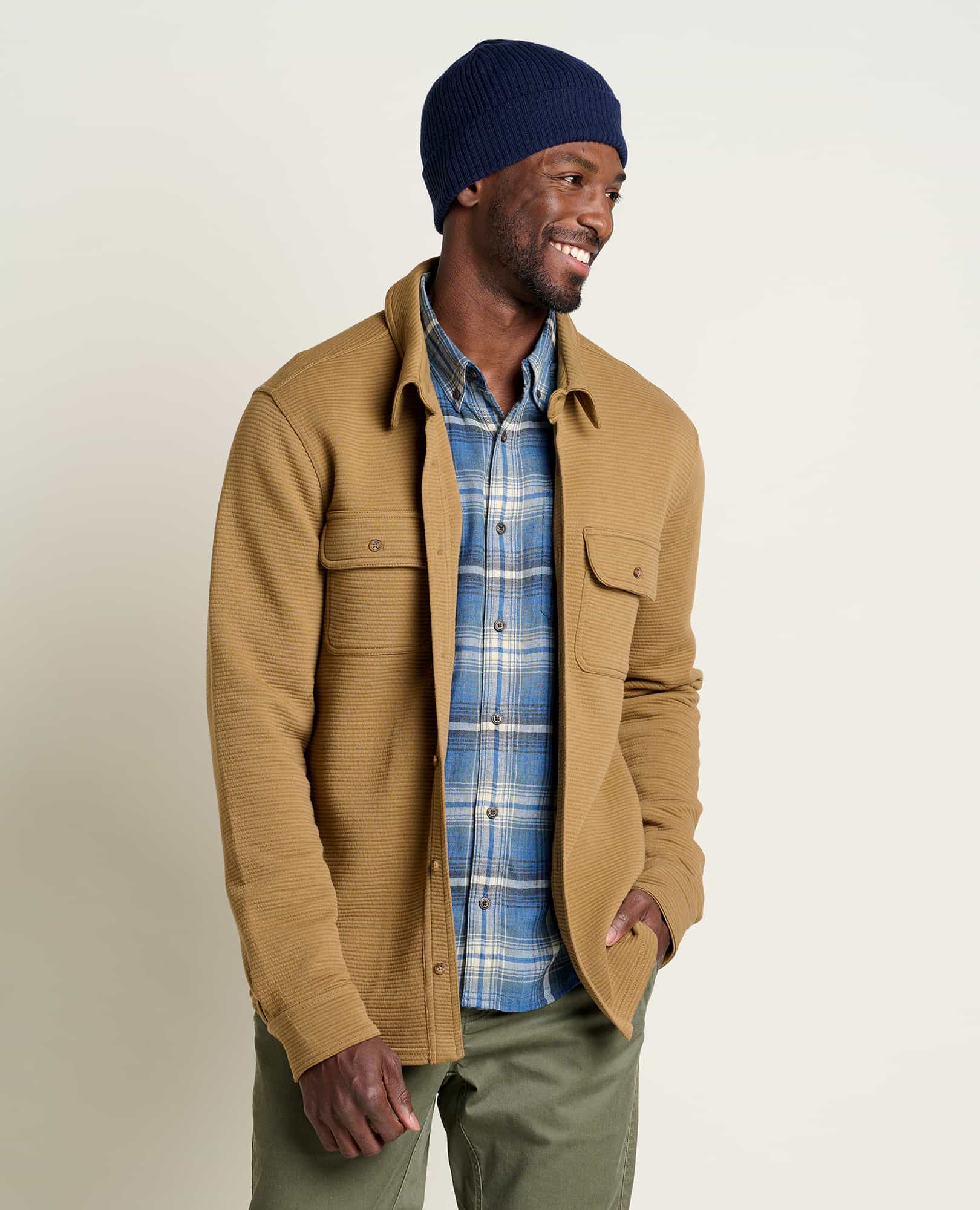msg: Jamal is 6'2" and is wearing a size Medium.