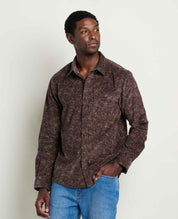 msg:Jamal is 6'2" and is wearing a size medium.