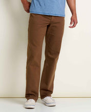 msg:Dale is 6'2" and is wearing a size 32.