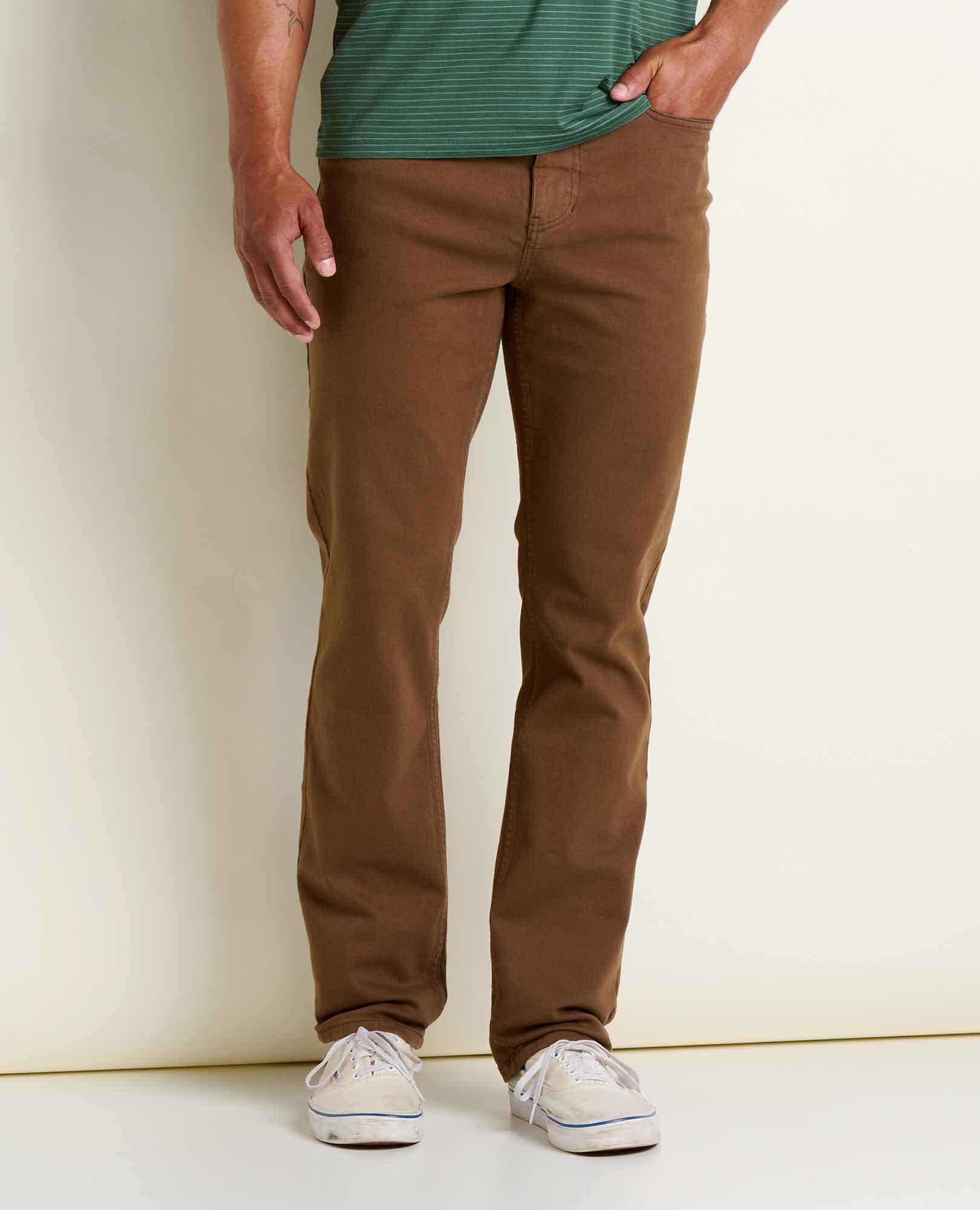 msg:Dale is 6'2" and is wearing a size 32.